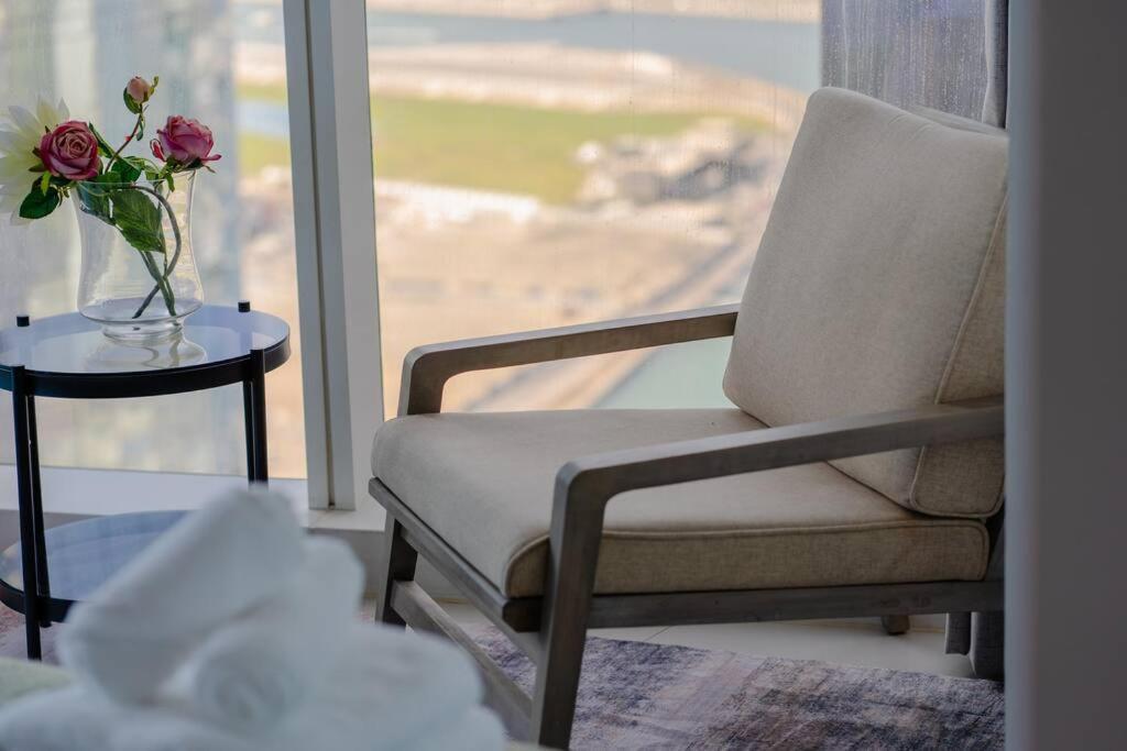 Fantastic View L Great Amenities L Superb Location Apartment Dubai