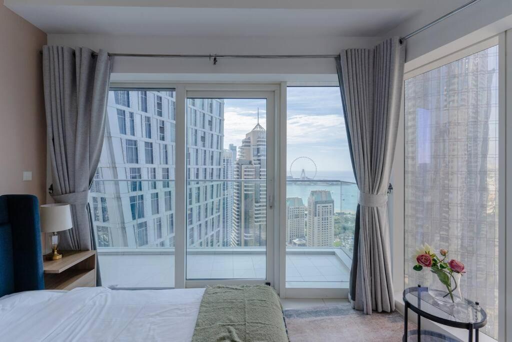 Apartment Fantastic View L Great Amenities L Superb Location *