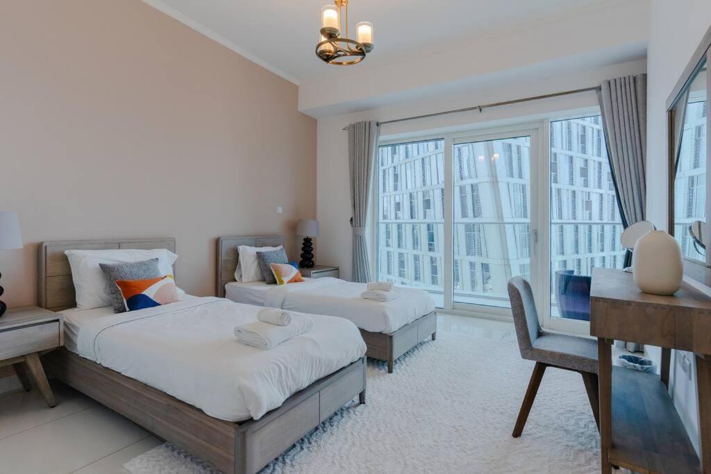 Fantastic View L Great Amenities L Superb Location Apartment Dubai