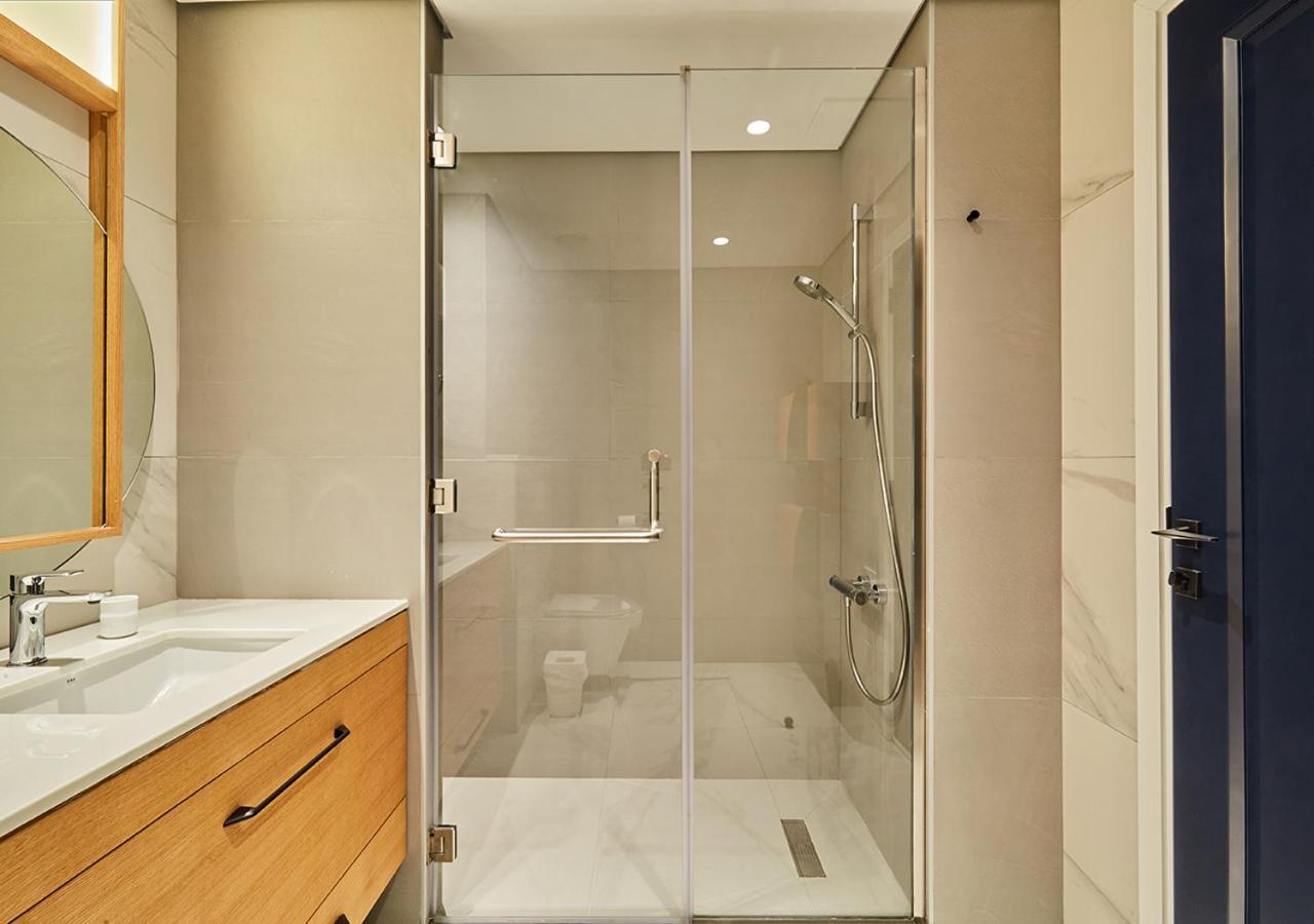 Apartment First Class In Heart Of Jbr, Steps To The - 121 Living