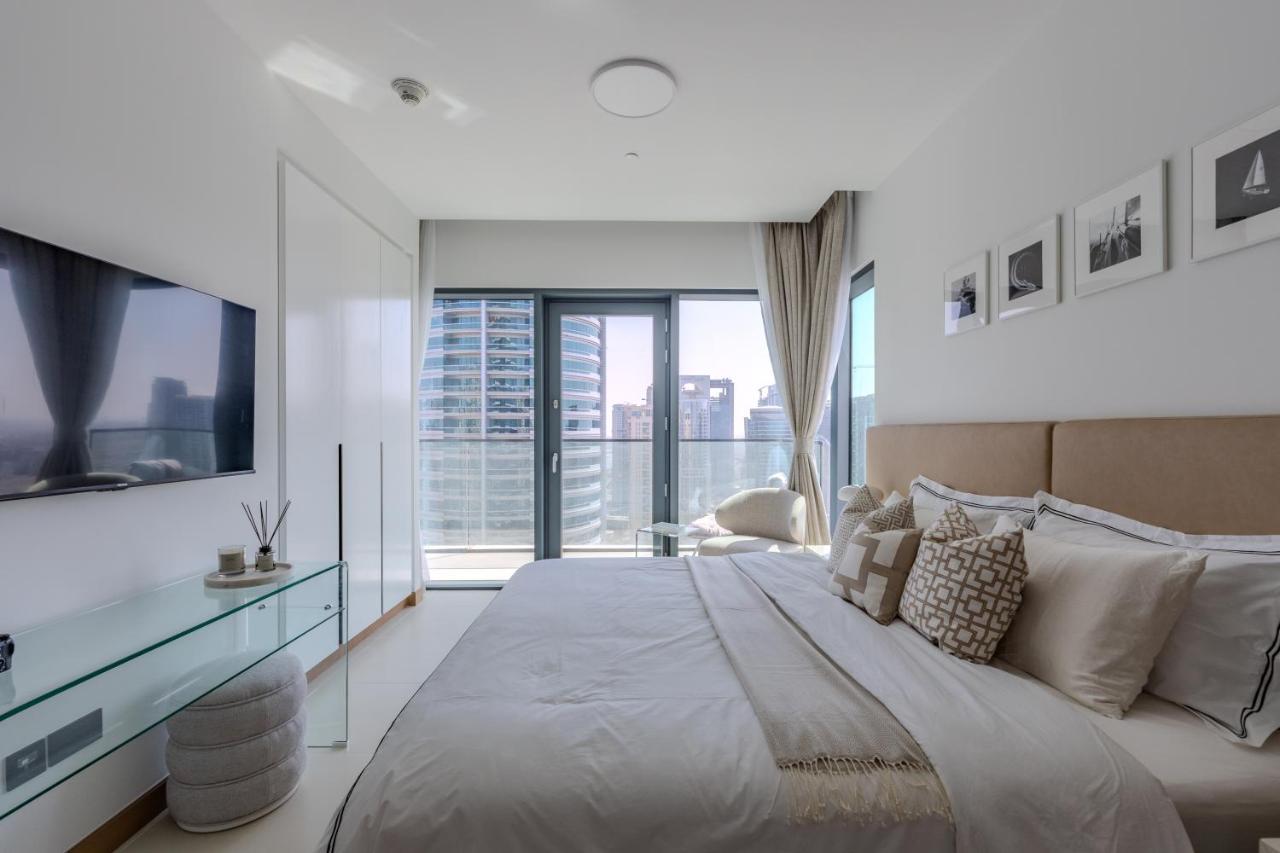 Luxe Nautical Style 2 Bd In Vida Yacht Club