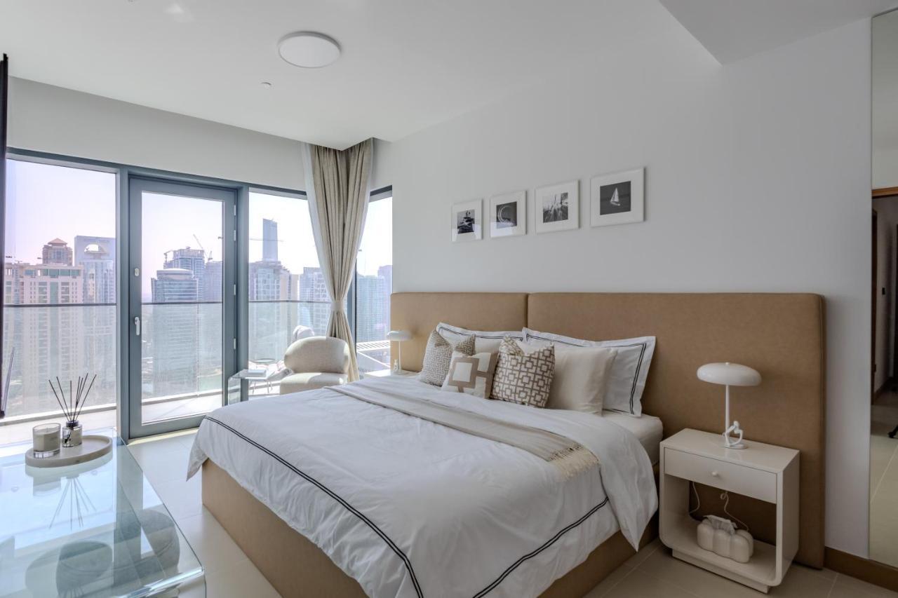 Luxe Nautical Style 2 Bd In Vida Yacht Club *