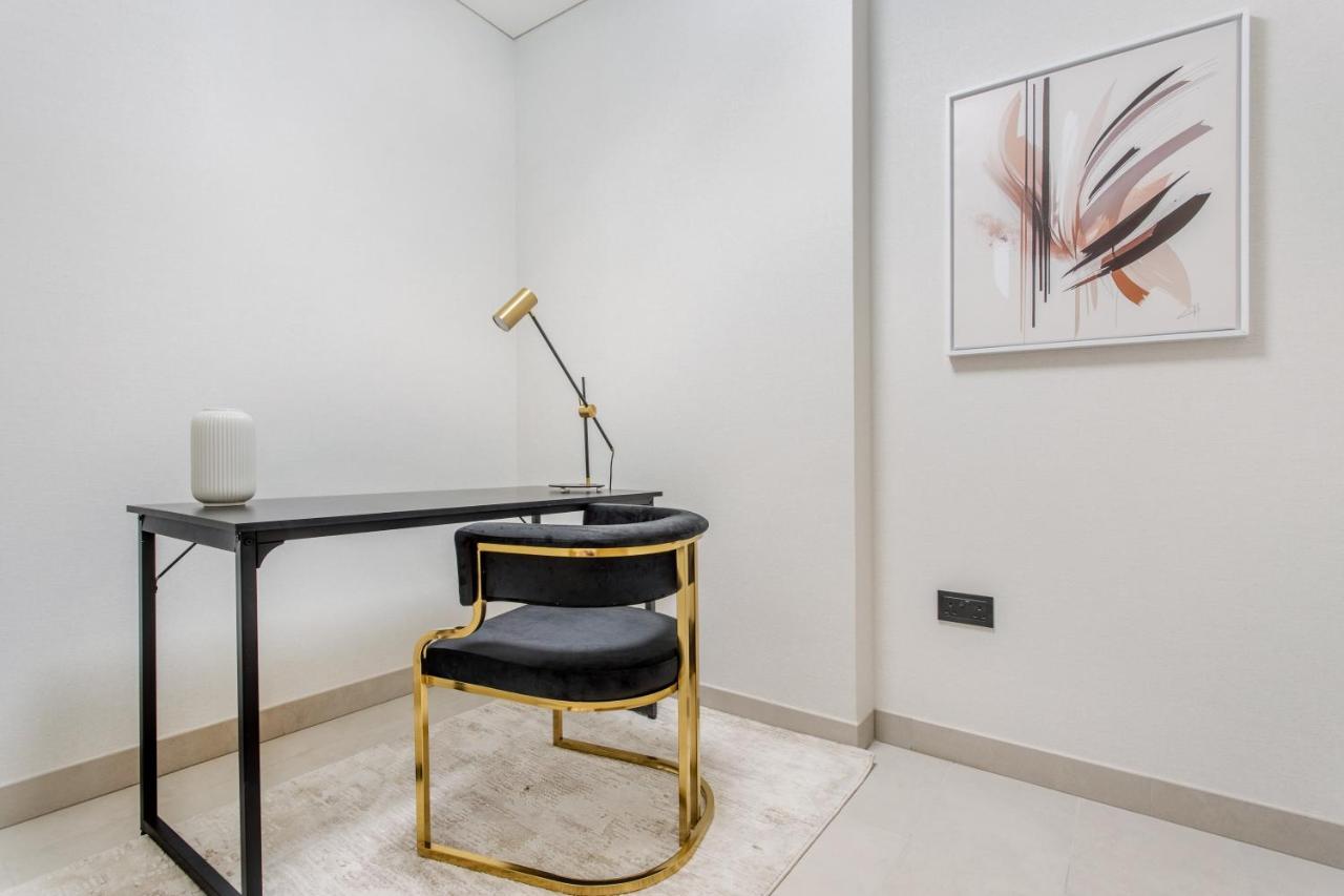 By Latinem Luxury 1br W102 Near Burj Khalifa