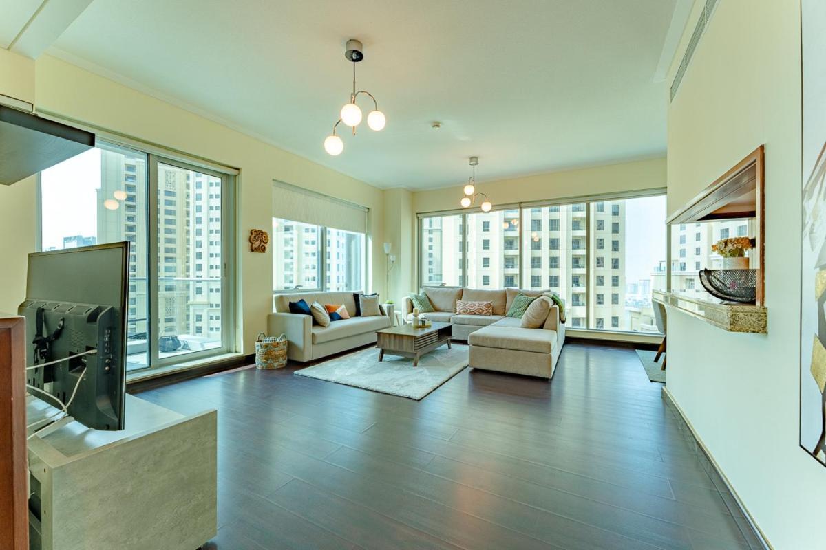 Apartment Marina With Sea View, Pool And Gym *