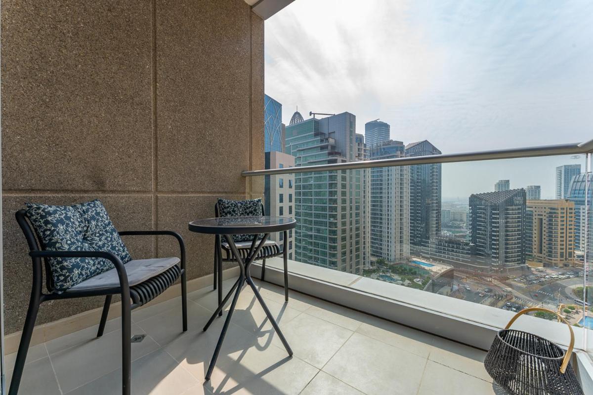 Marina With Sea View, Pool And Gym Apartment Dubai