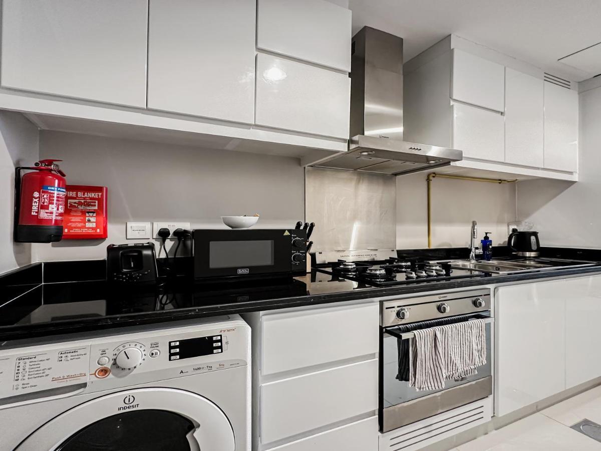 Apartment Stunning With Great Facilities And Community *
