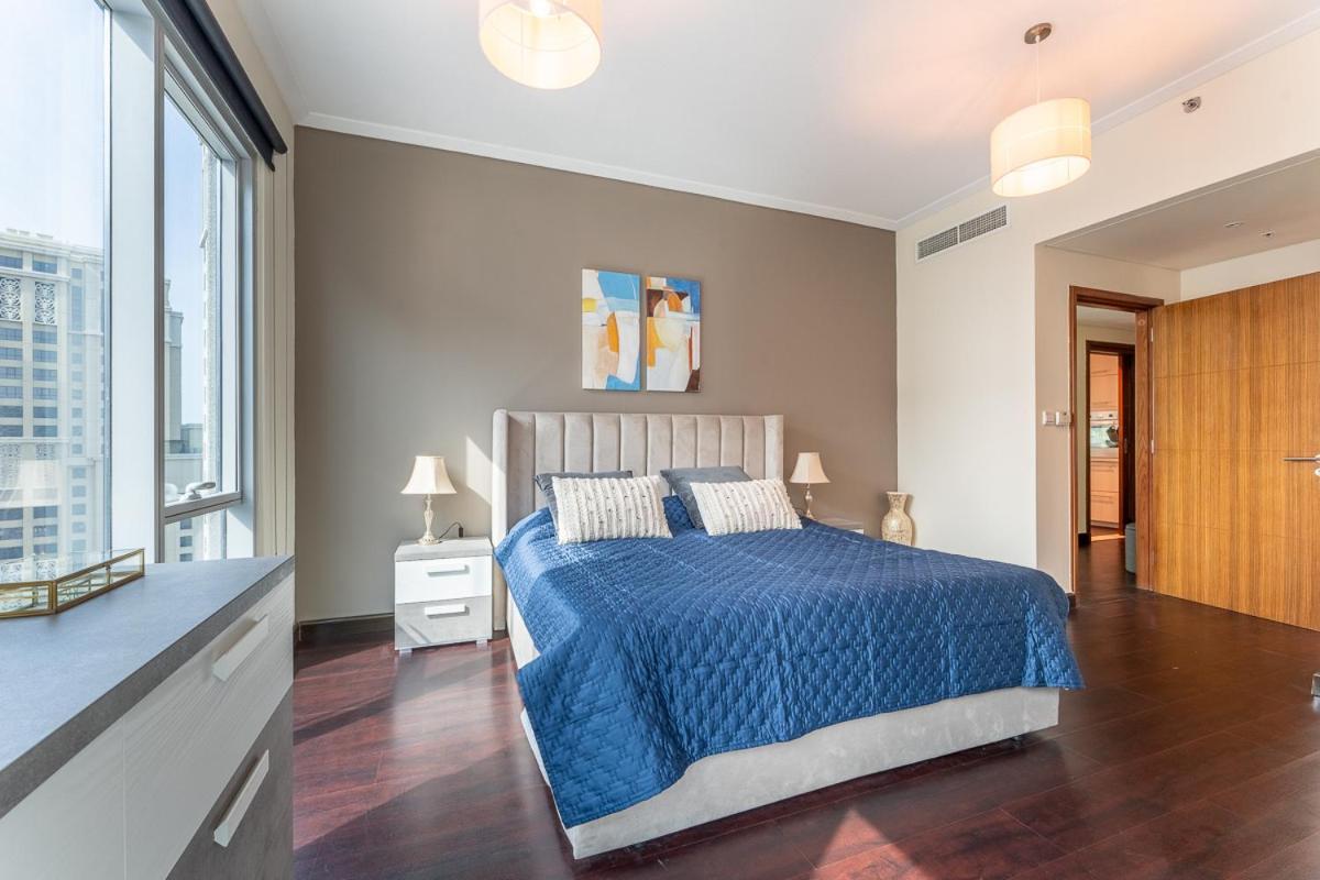 Apartment Marina With Sea View, Pool And Gym