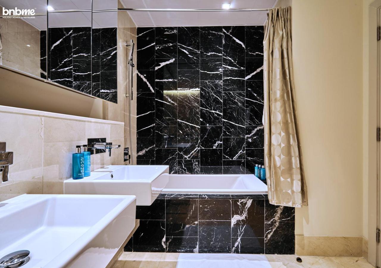 Bnbmehomes - The8 Palm Apartment *