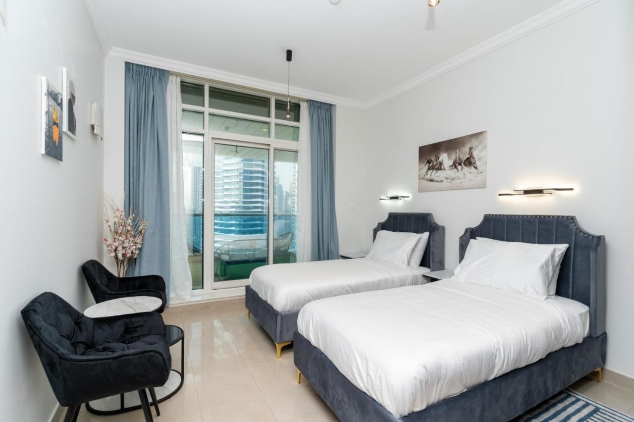 Apartment Spectacular Marina Views Modern Furnished - 3br Dubai