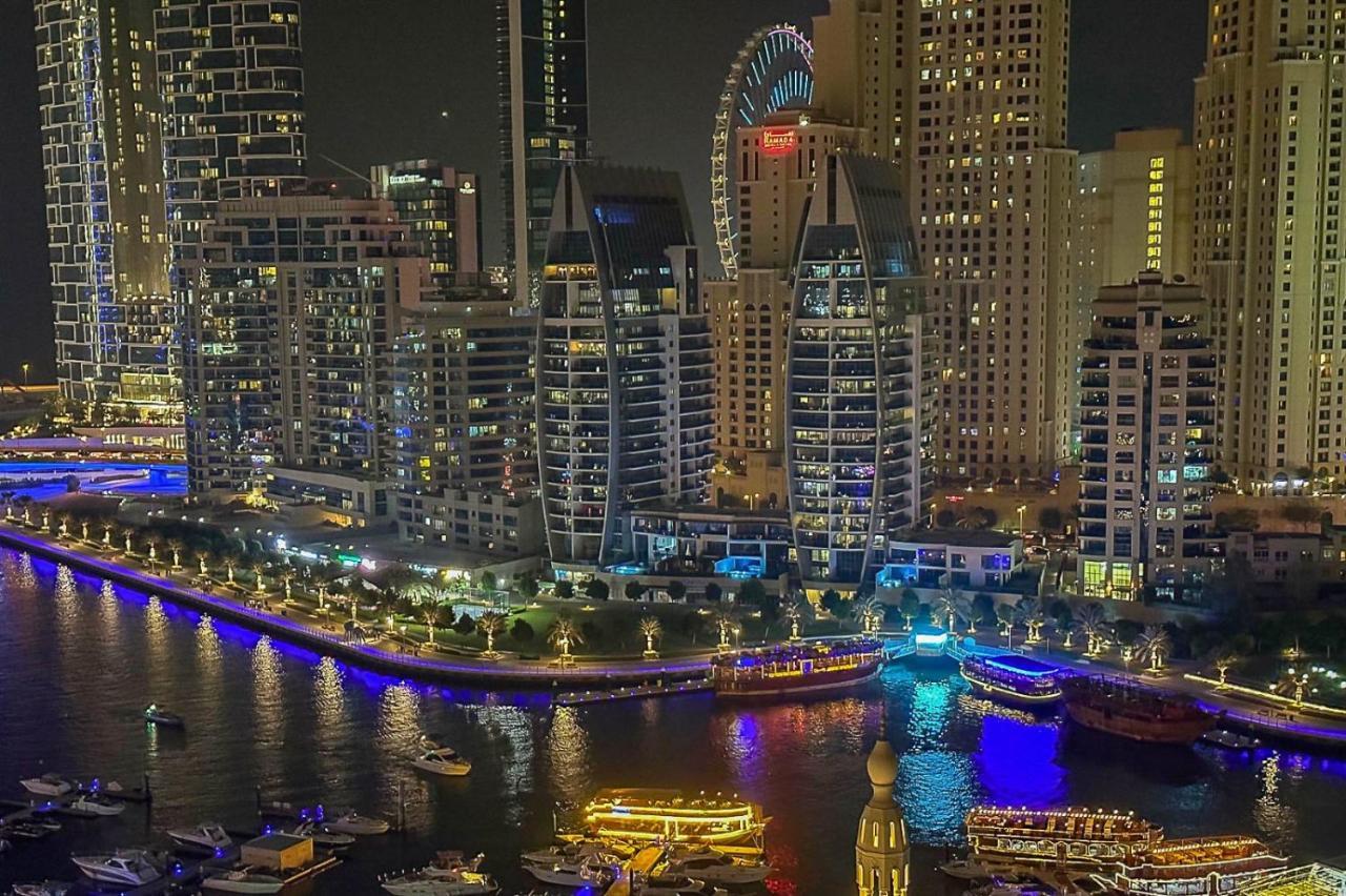 Spectacular Marina Views Modern Furnished - 3br Apartment