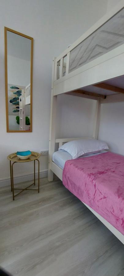 Casa Vera Vacations Hostel *