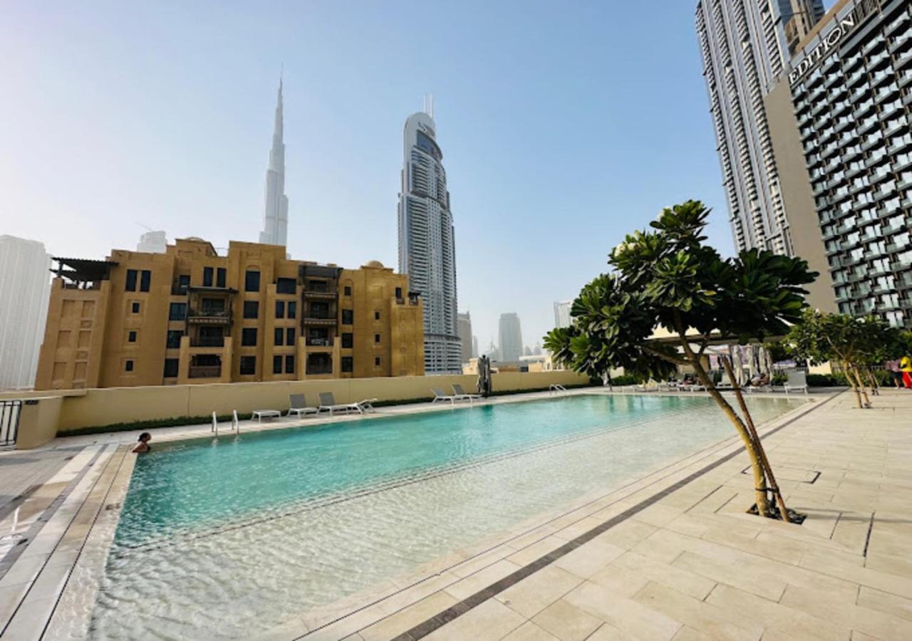 Burj Royale * Dubai