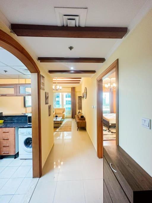 Luxe 1 Bedroom Near Dmcc Metro & Jbr *
