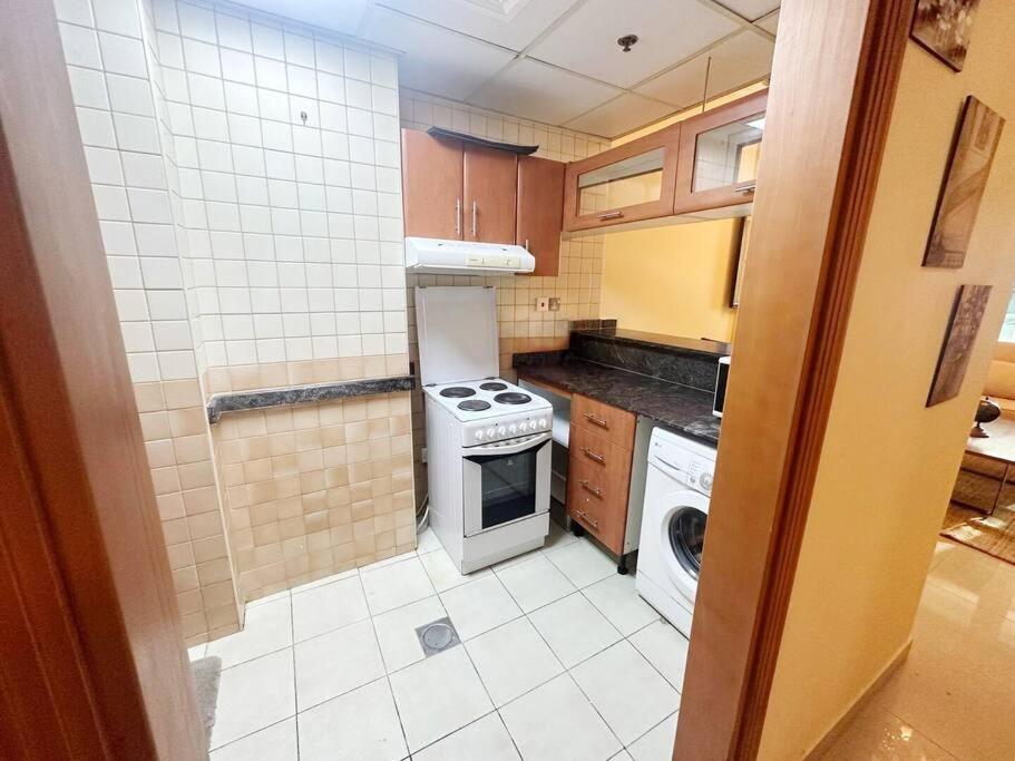 Apartment Luxe 1 Bedroom Near Dmcc Metro & Jbr *