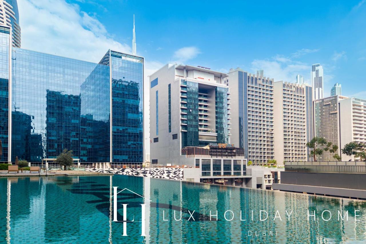 Lux The Majestine Burj Khalifa View Dubai