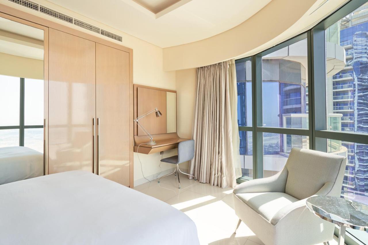 Aliving Superior 3br Paramount Towers Business Bay -6104 Apartment Dubai