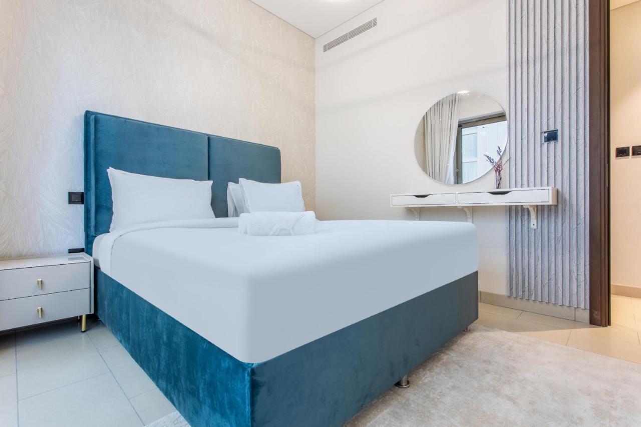 By Latinem Luxury 1br Cvr B1701 Near Burj Khalifa *