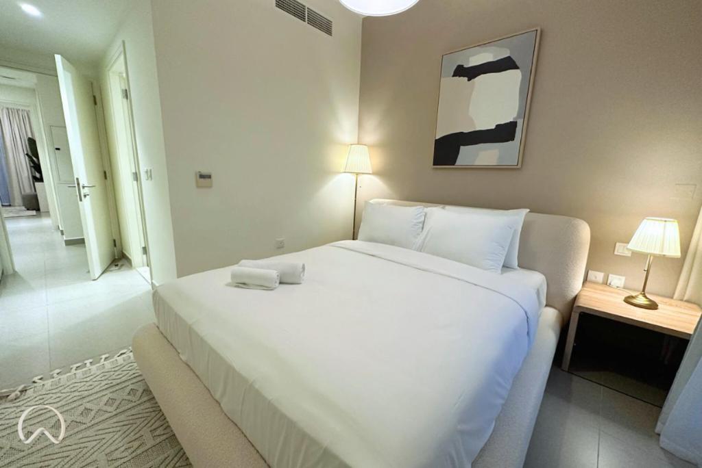 Oraya - Suburban Serenity At Spacious 4br In Maple 2 Villa