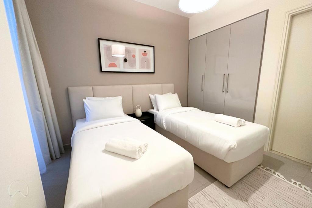 Villa Oraya - Suburban Serenity At Spacious 4br In Maple 2 Dubai