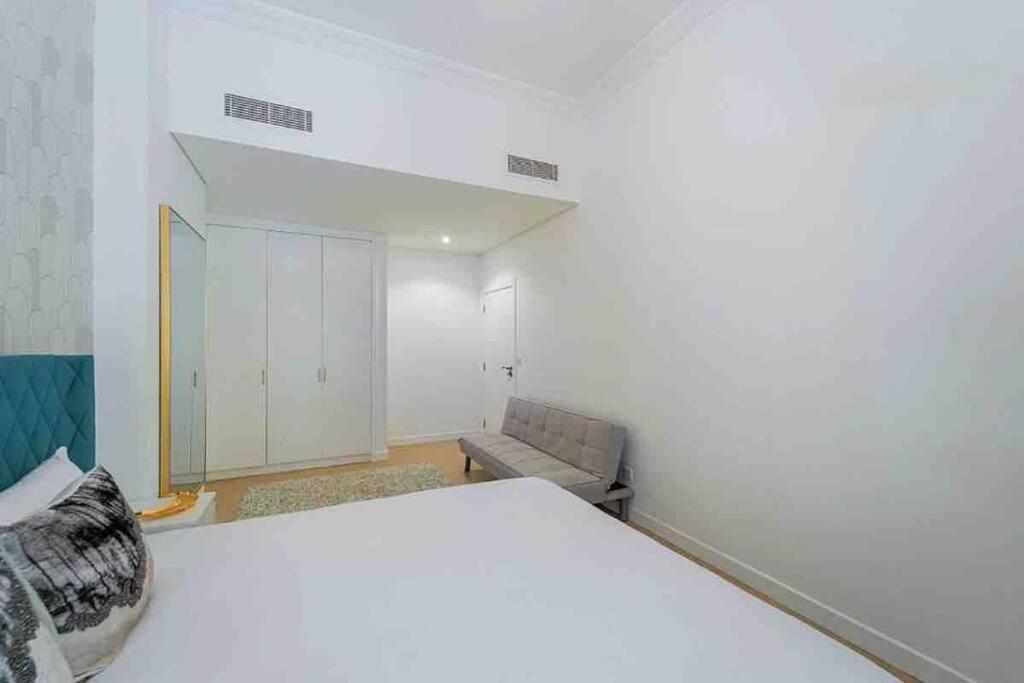 Tranquil Park Retreat At Palm Jumeirah Mall With Exclusive Club! * Dubai
