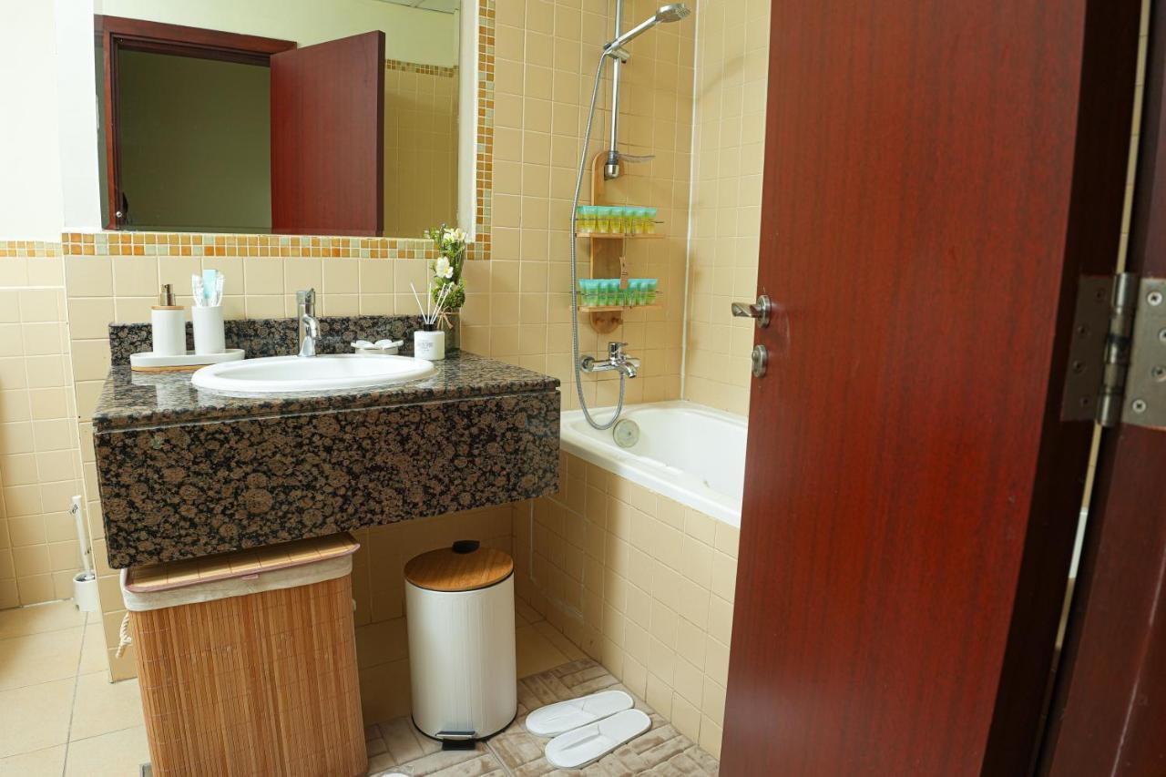 Pure Sand - Luxury Jbr Hostel