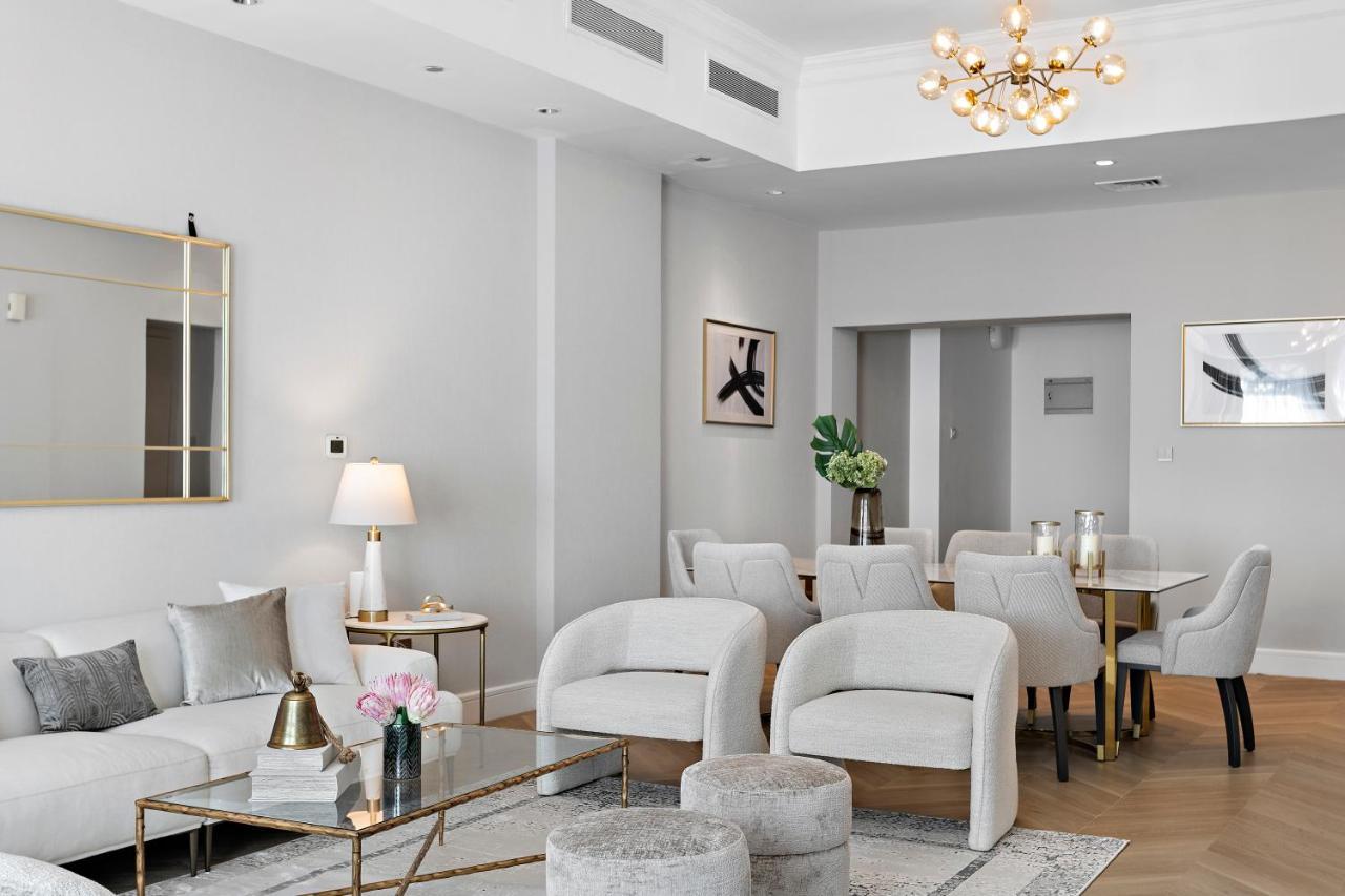 Luxury 4br Townhouse Palm Jumeirah Apartment
