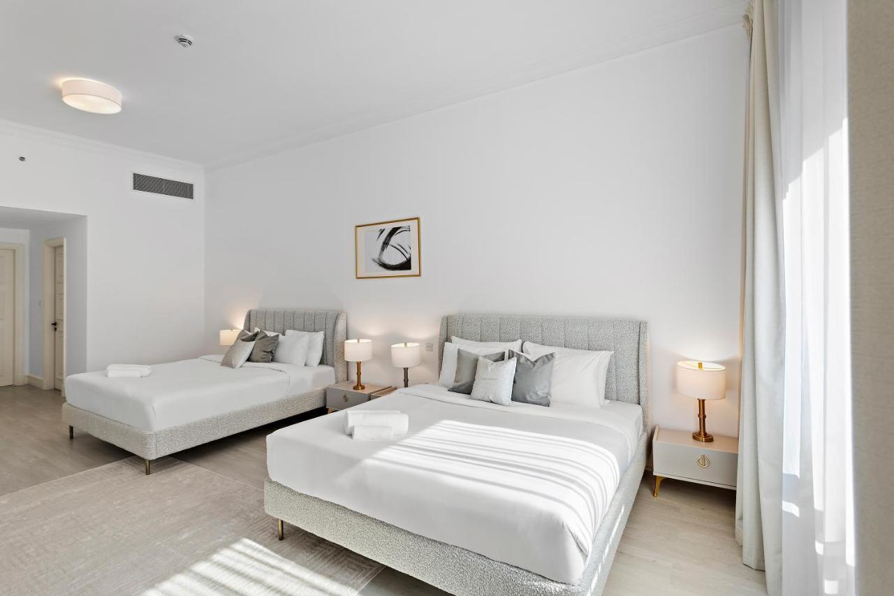 Luxury 4br Townhouse Palm Jumeirah Apartment