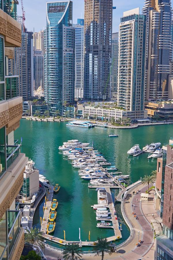 Apartment Luxury Marina Views On Marina Walk Waterfront 3 Bed Property