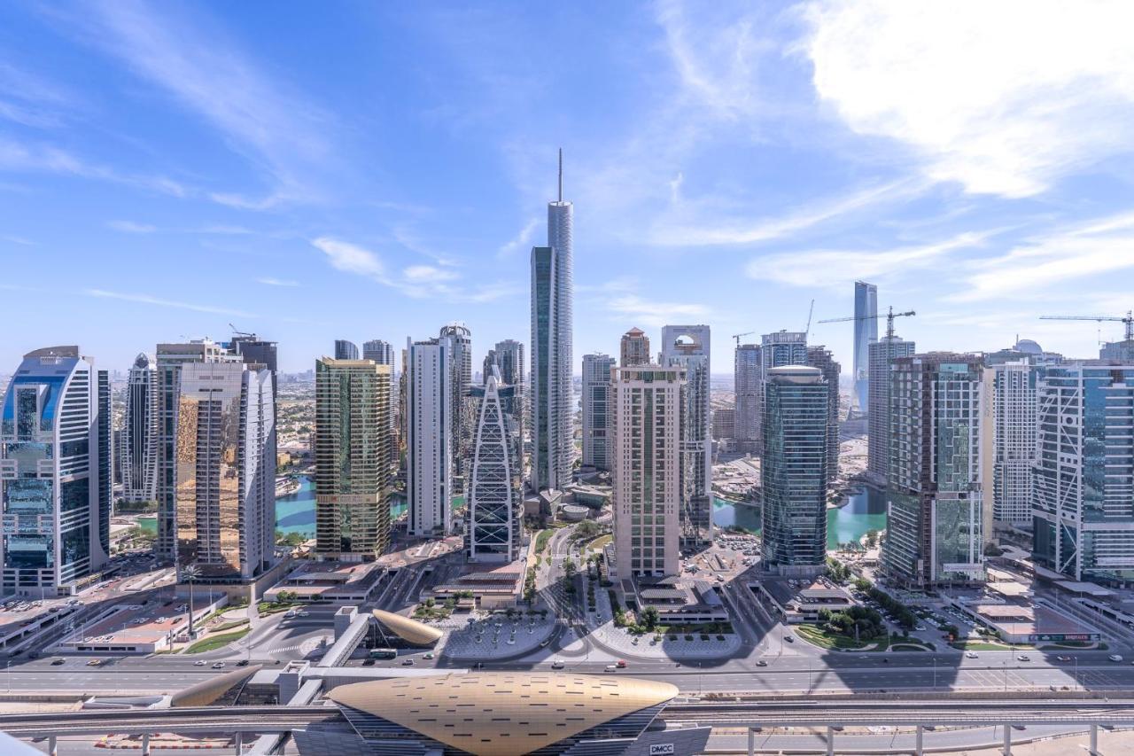 Heaven Crest Marina - 4 Bedroom With Marina View Near Jbr Beach, Free Parking, Wi-fi, Gym And Pool Apartment Dubai