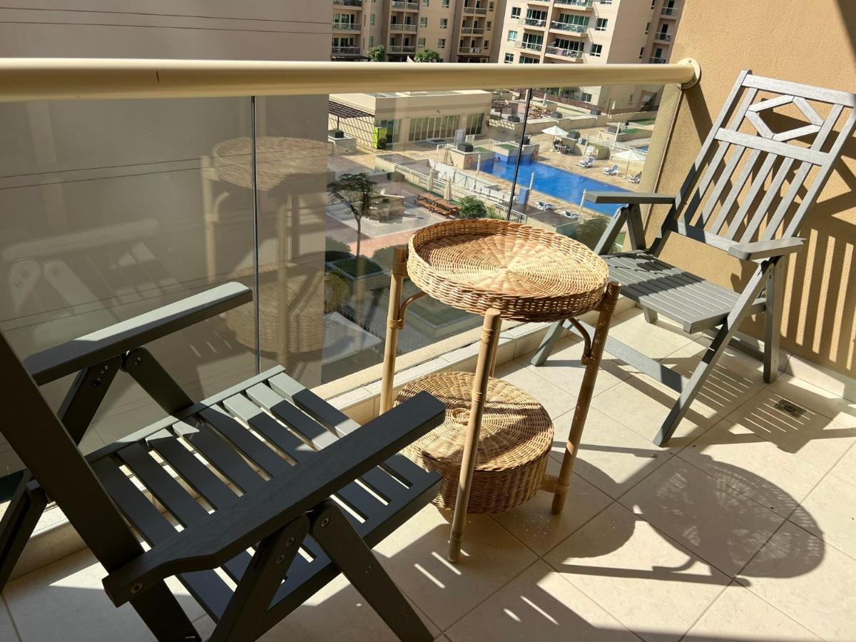 Nice Location - 76 M2 * Dubai
