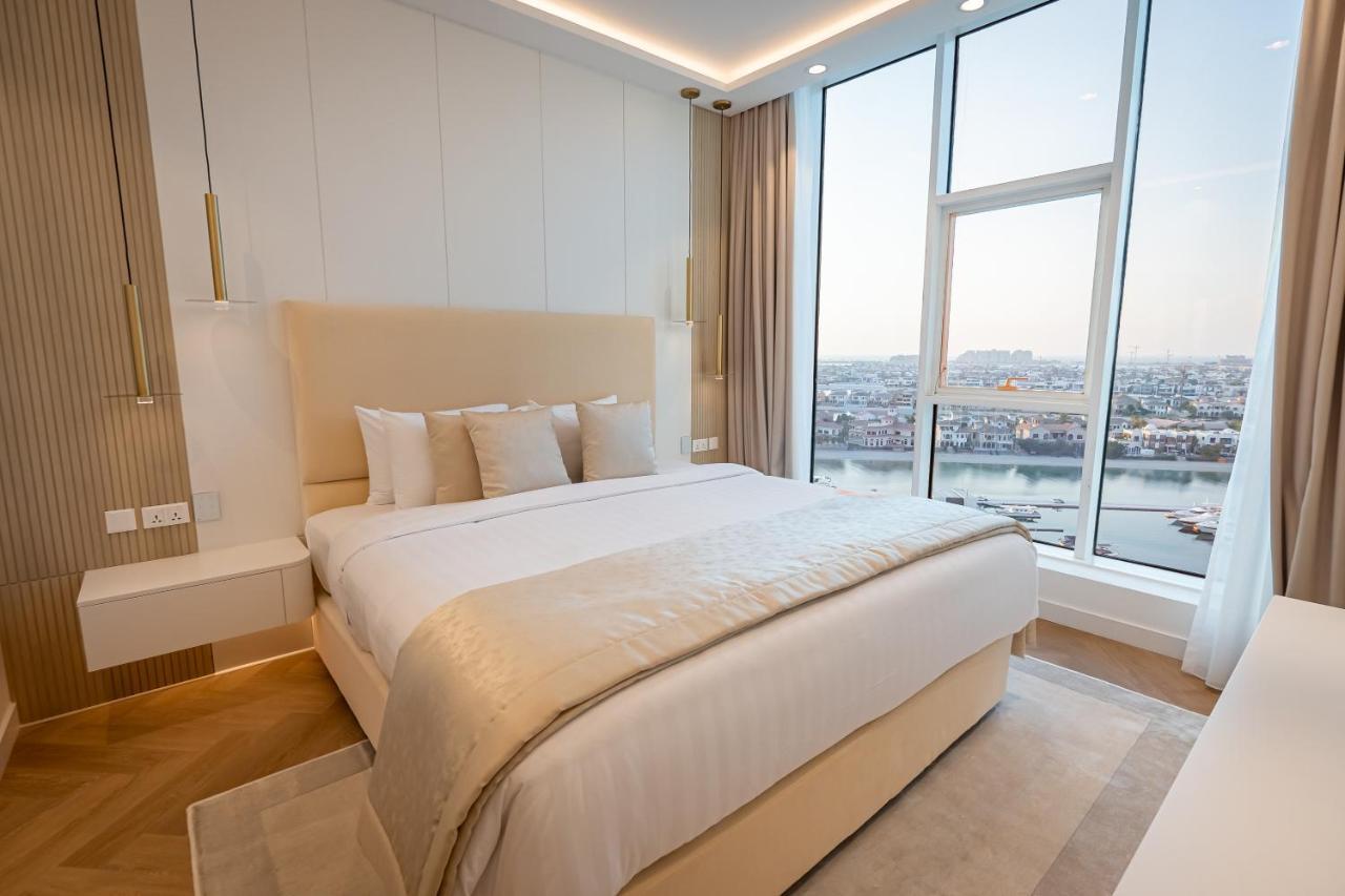 Daniels Sea View 2br In Oceana The Palm Jumeirah * Dubai