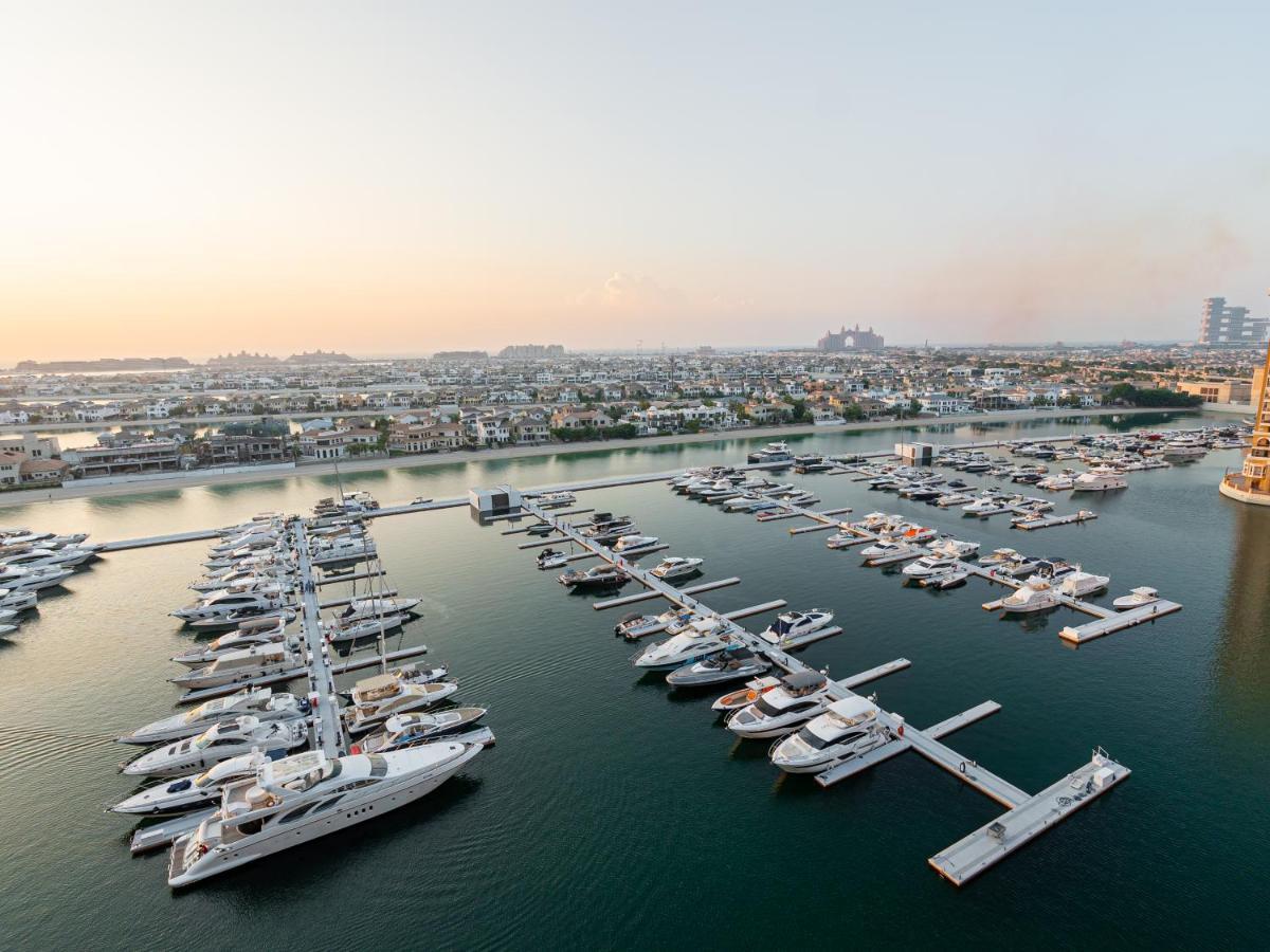 Apartment Daniels Sea View 2br In Oceana The Palm Jumeirah Dubai