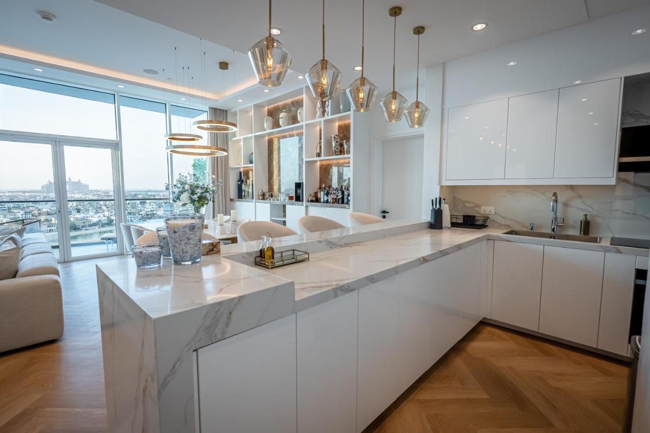 Apartment Daniels Sea View 2br In Oceana The Palm Jumeirah *