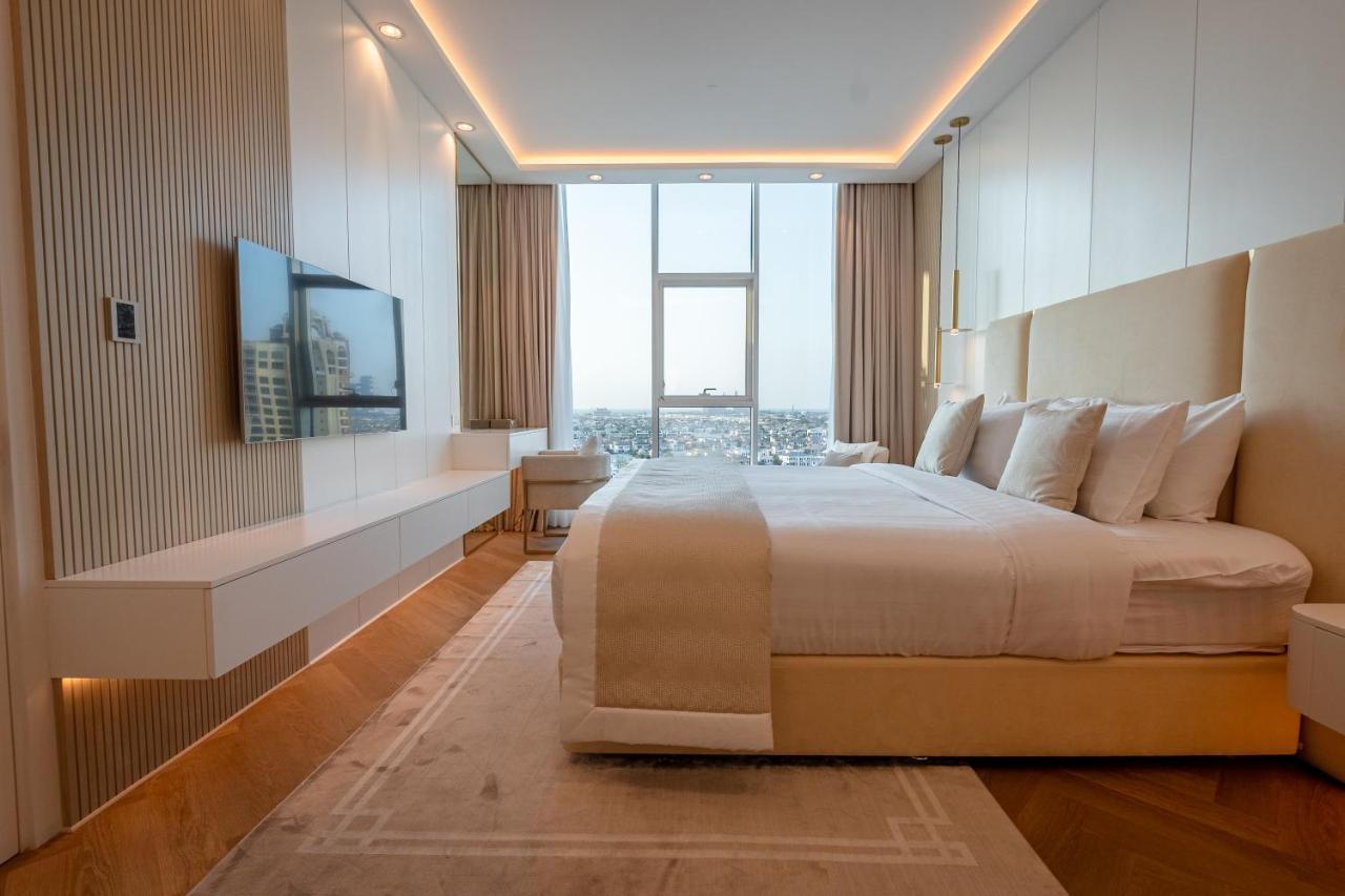 Apartment Daniels Sea View 2br In Oceana The Palm Jumeirah Dubai