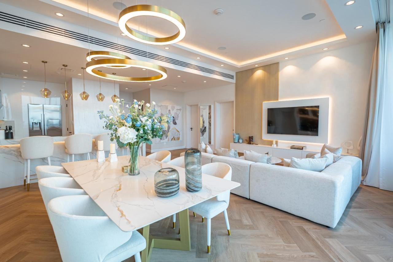 Daniels Sea View 2br In Oceana The Palm Jumeirah