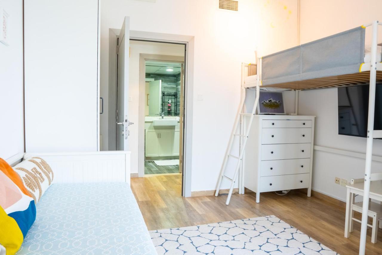 Veluxa - Stylish 2 Bed With View * Dubai