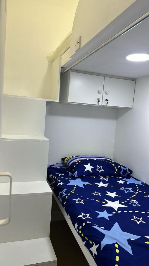 Deluxe Loft Near Burjuman Metro Station , Bur Homestay *