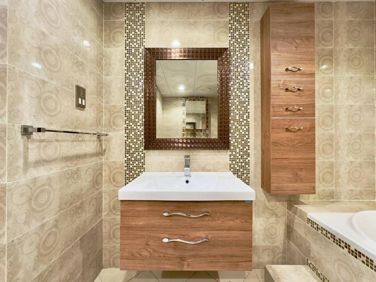 Ar Holiday Jbr 2 Hostel