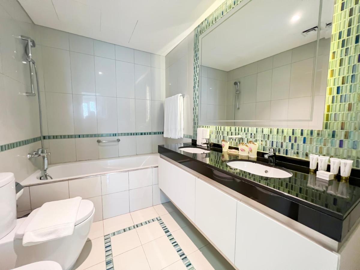 Apartment Luton -sea View -damac Heights, Marina -90ab2 *