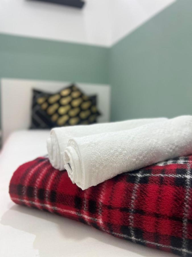 Homestay Flexible Small Partition Near Moe Dubai