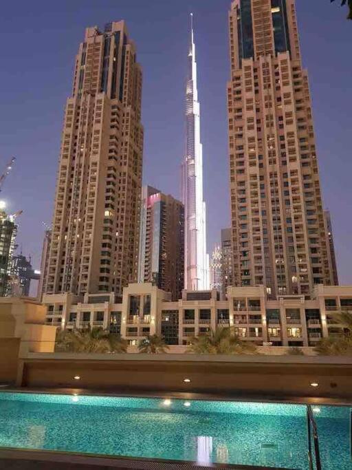 Lux 1br 2 Min To Burj Khalifa * Dubai