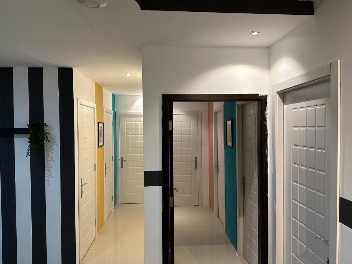 Epic Partition In Barsha Near Metro Homestay Dubai