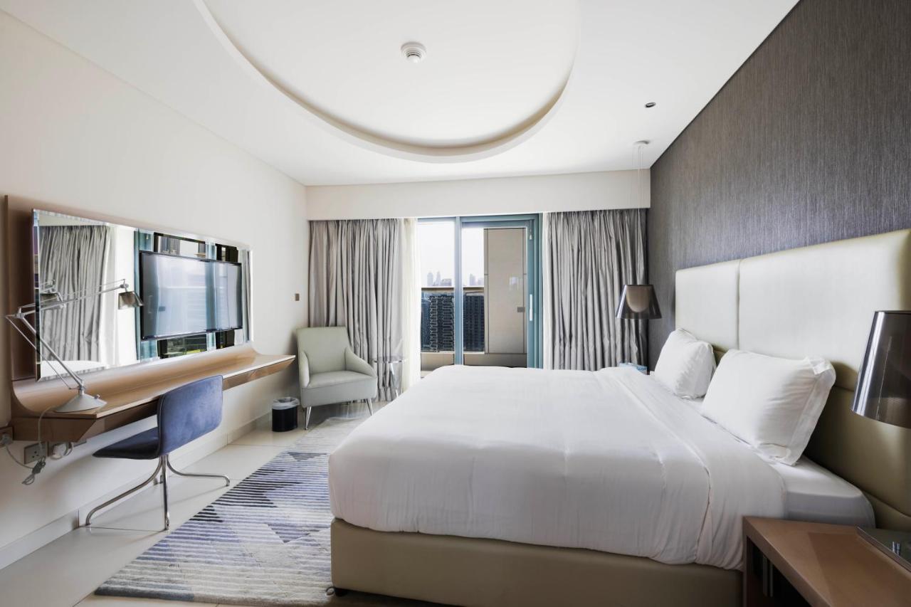 Apartment Paramount Towers - Elegant