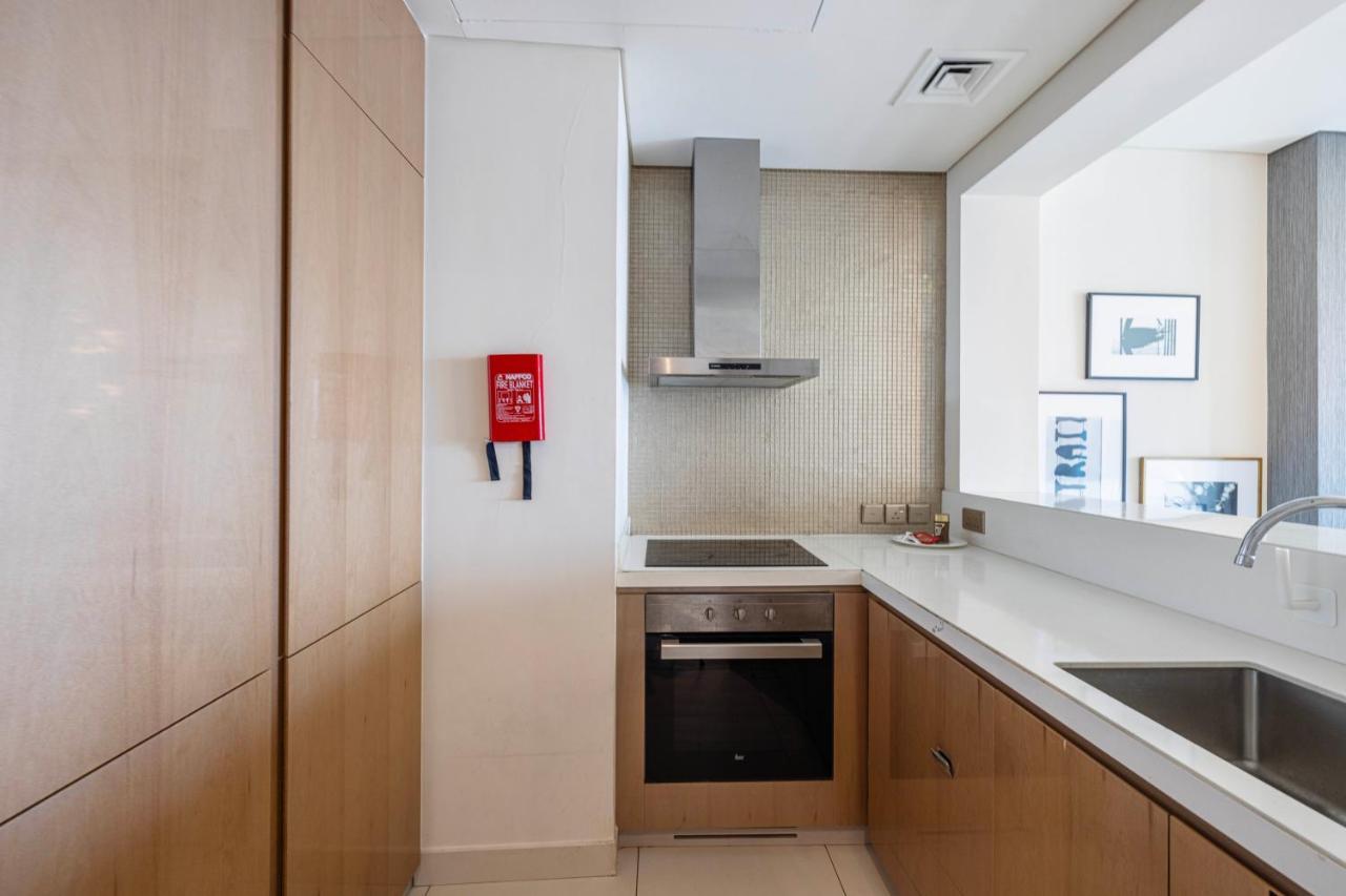 Apartment Paramount Towers - Elegant Dubai