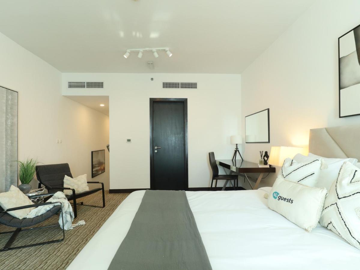 Higuests - Duplex Haven In Laguna Tower With Views Apartment *