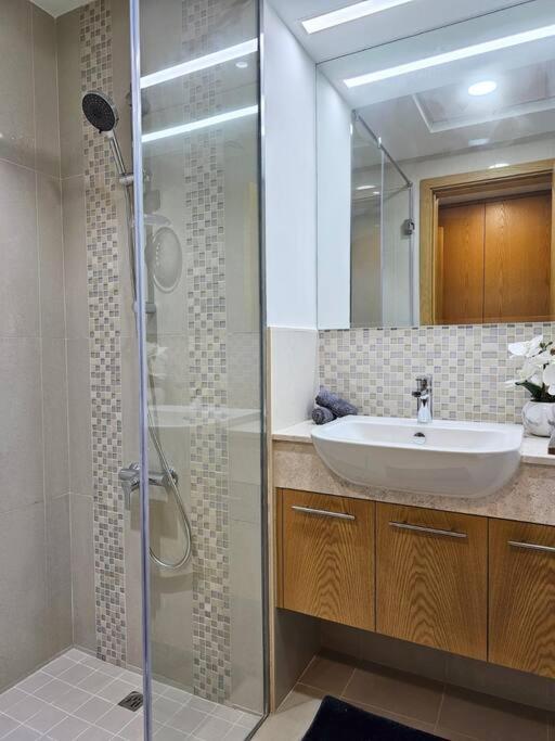 Apartment Luxury Downtown With Burj Khalifa View *