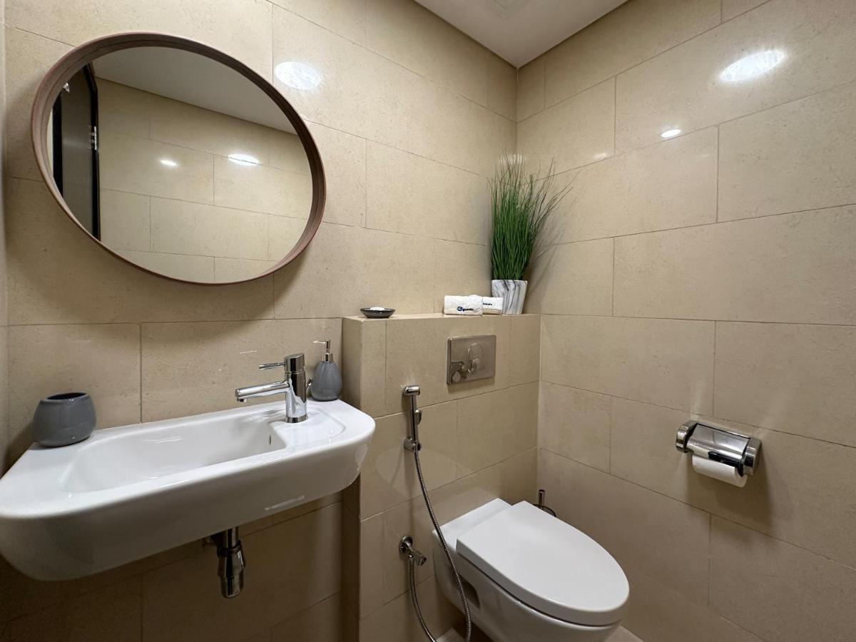 Higuests - Duplex Haven In Laguna Tower With Views Apartment Dubai