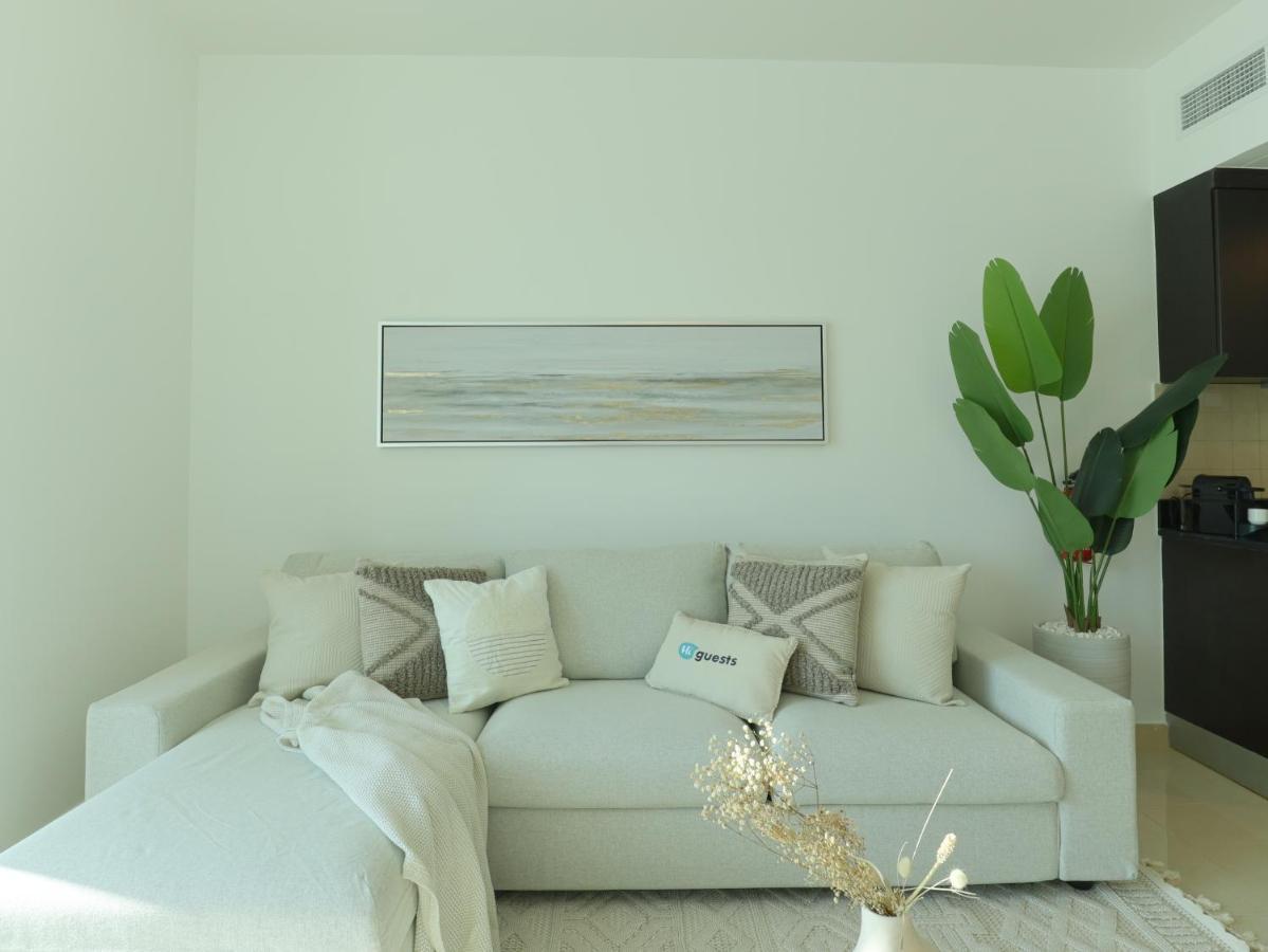 Higuests - Duplex Haven In Laguna Tower With Views Apartment Dubai