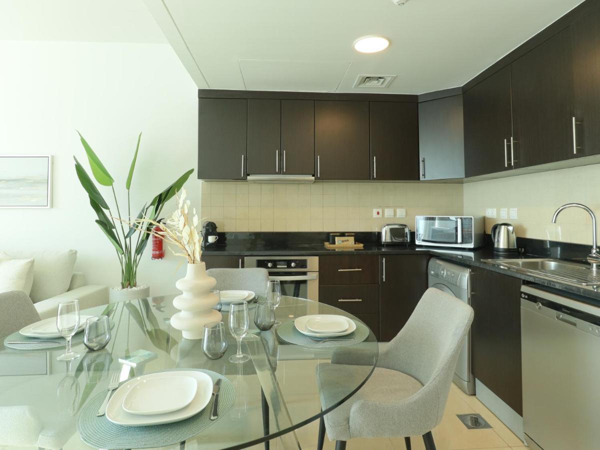 Apartment Higuests - Duplex Haven In Laguna Tower With Views *