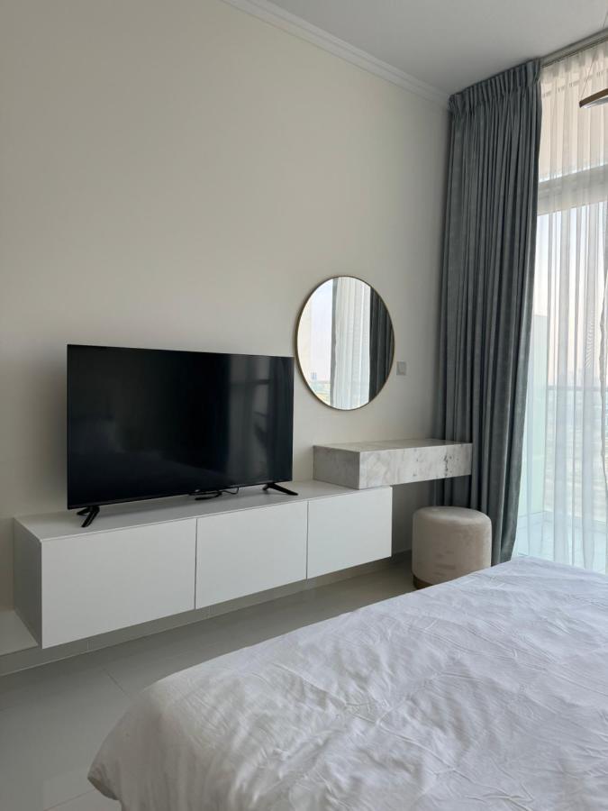 Beautiful Studio In Damac Hills * Dubai